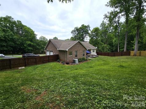 111 Old Hickory Drive Morganton NC 28655