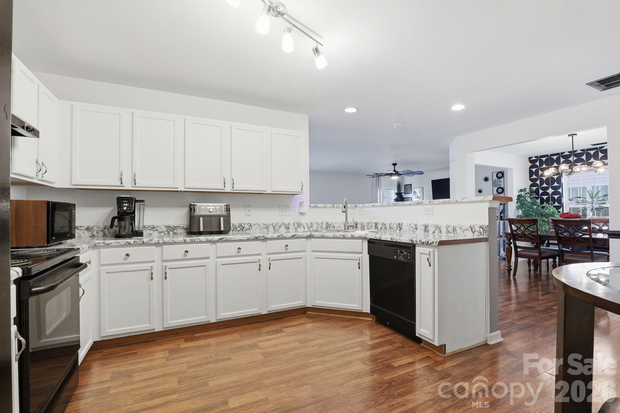 5825 Brookfield Pointe Drive Charlotte NC 28216