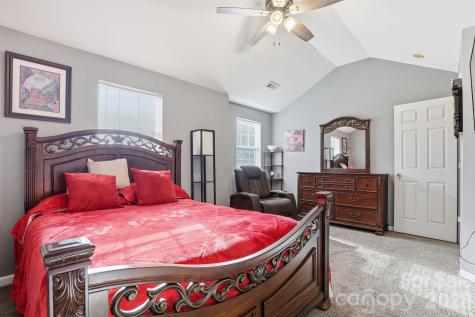 5825 Brookfield Pointe Drive Charlotte NC 28216