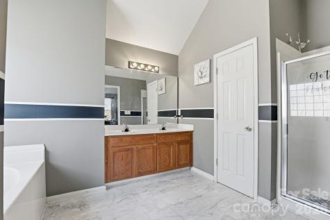 5825 Brookfield Pointe Drive Charlotte NC 28216