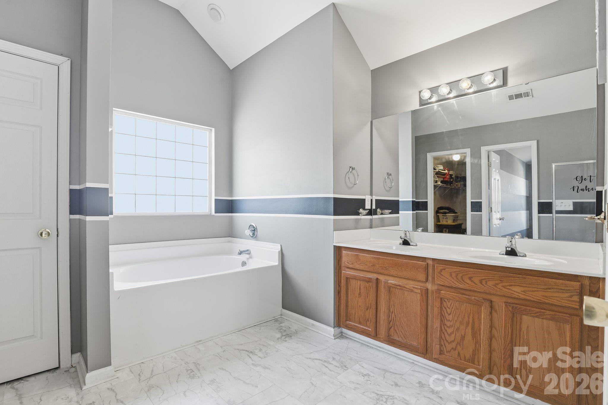 5825 Brookfield Pointe Drive Charlotte NC 28216