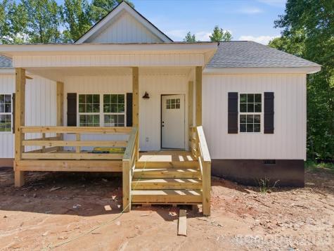 1222 Woodpecker Drive Clover SC 29710