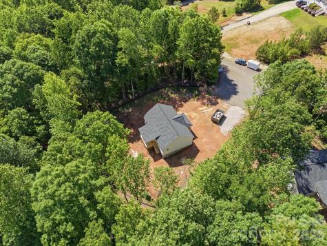 1222 Woodpecker Drive Clover SC 29710