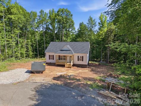 1222 Woodpecker Drive Clover SC 29710