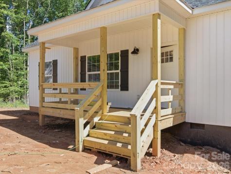 1222 Woodpecker Drive Clover SC 29710