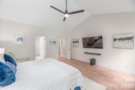 38 River Bend Lane Fletcher NC 28732