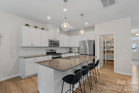 4229 Matindale Way Charlotte NC 28216