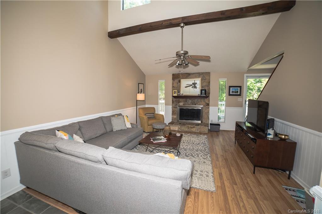 12009 Five Cedars Road Charlotte NC 28226