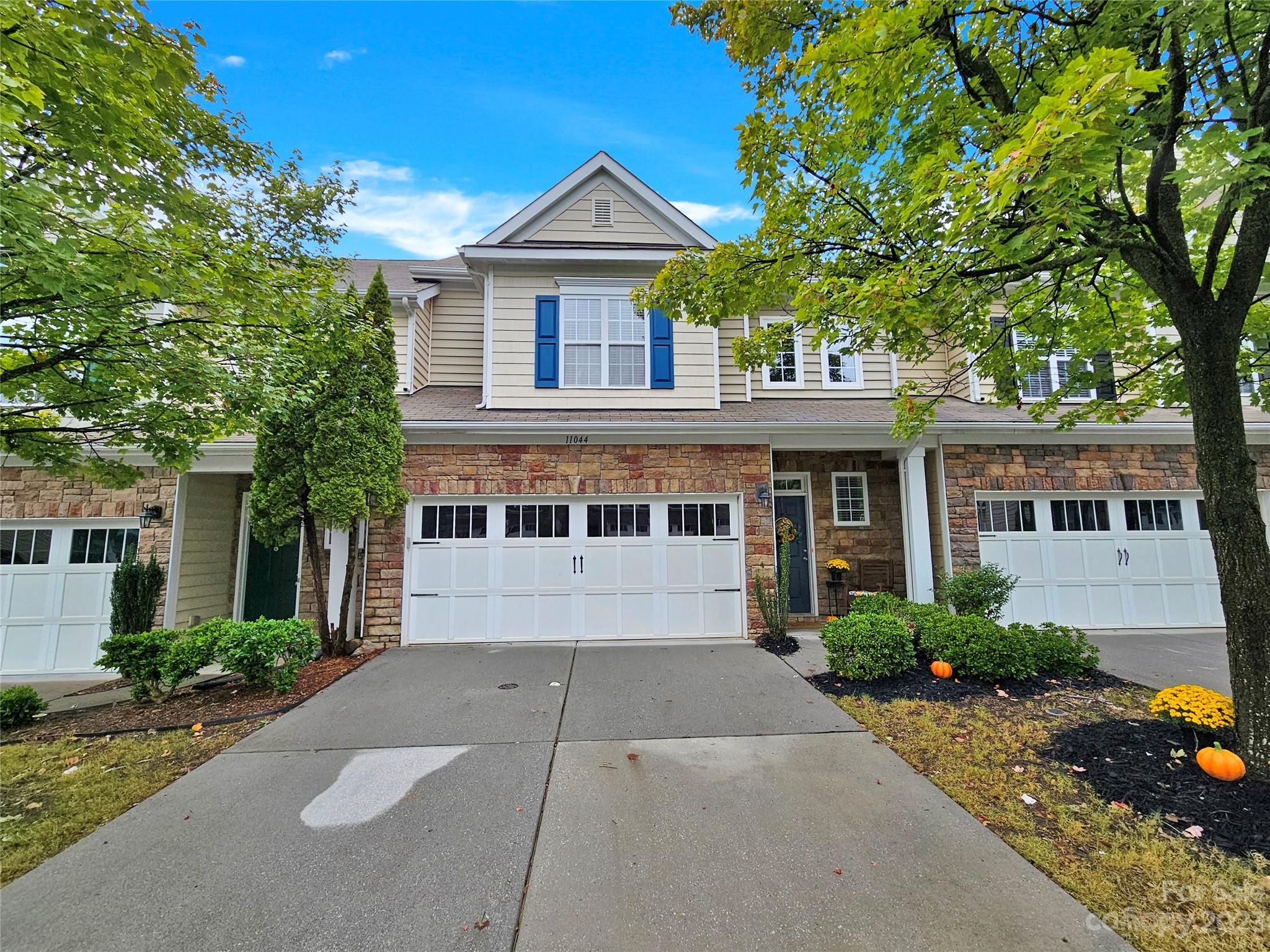 11044 Lucky Horseshoe Lane Charlotte NC 28277