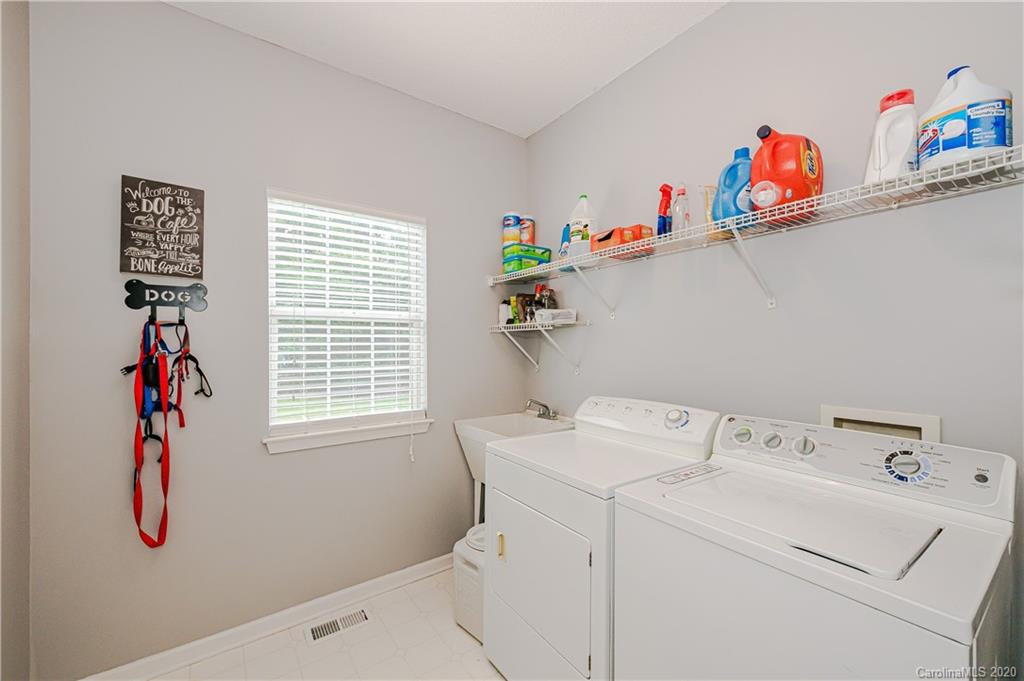 2933 Pinewood Hill Drive Matthews NC 28105