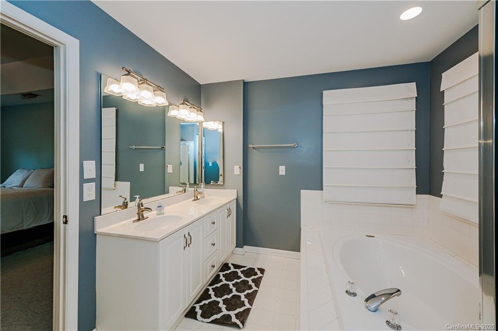 2933 Pinewood Hill Drive Matthews NC 28105