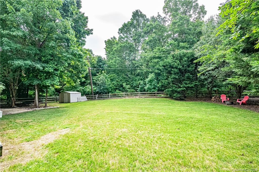2933 Pinewood Hill Drive Matthews NC 28105