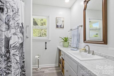 143 Snowshoe Loop Newland NC 28657