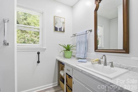 143 Snowshoe Loop Newland NC 28657