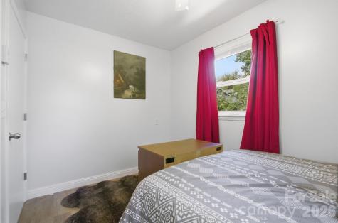 143 Snowshoe Loop Newland NC 28657