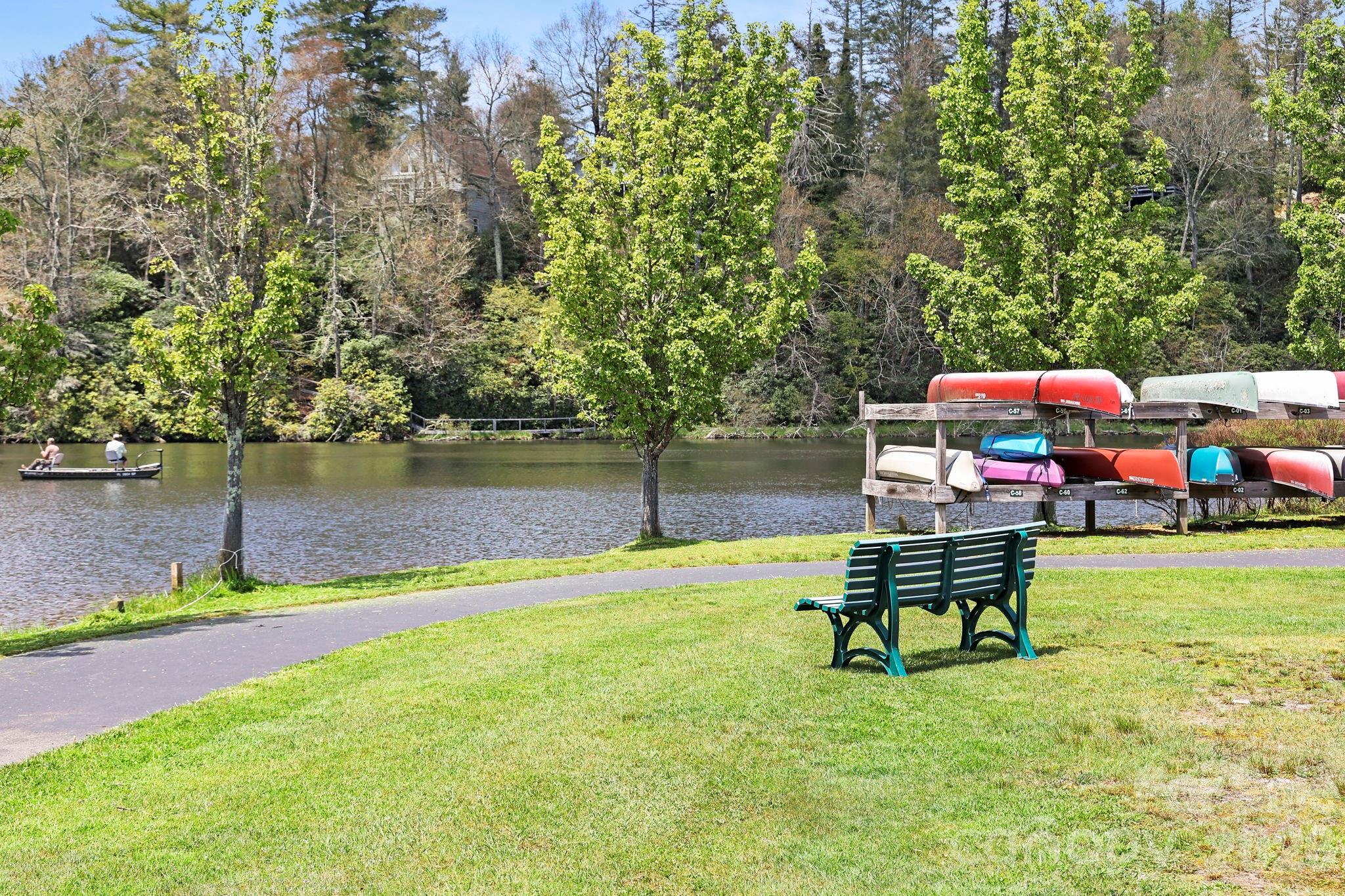 143 Snowshoe Loop Newland NC 28657