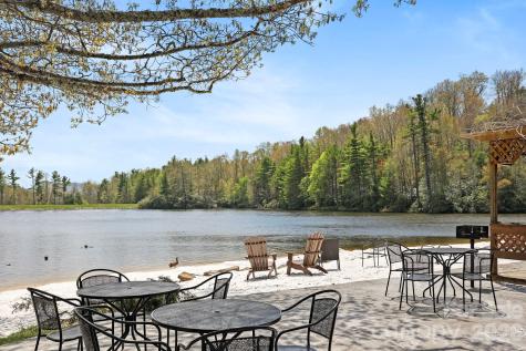 143 Snowshoe Loop Newland NC 28657