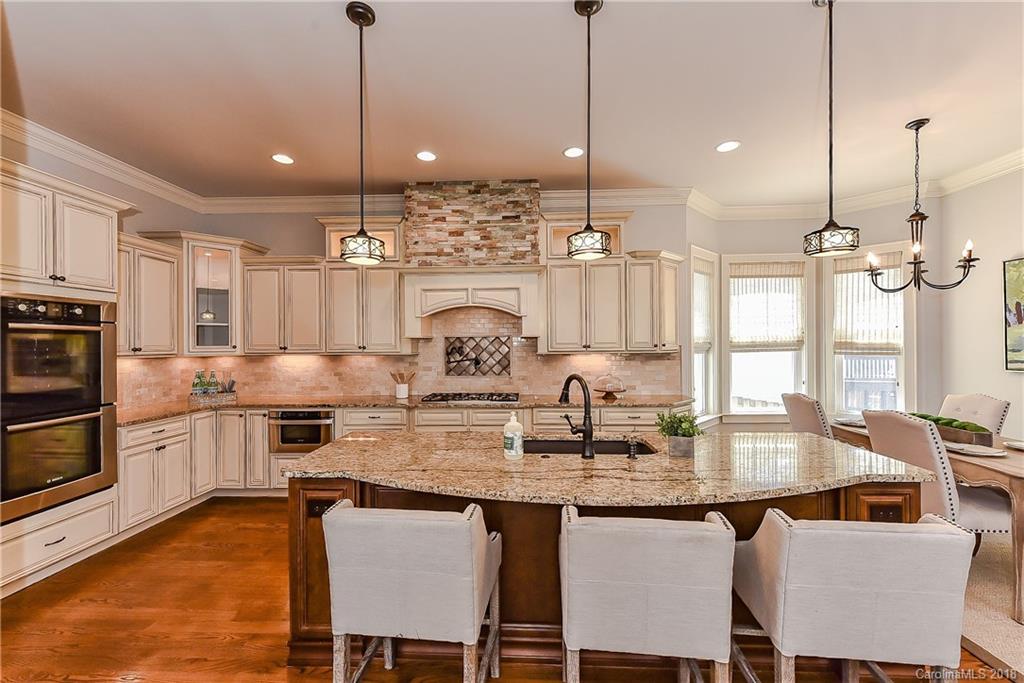 438 Iverson Way Charlotte NC 28203