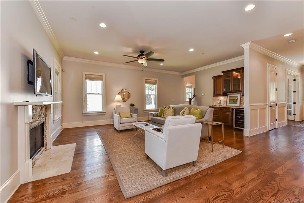 438 Iverson Way Charlotte NC 28203