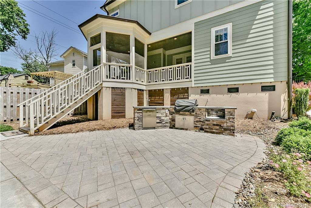 438 Iverson Way Charlotte NC 28203