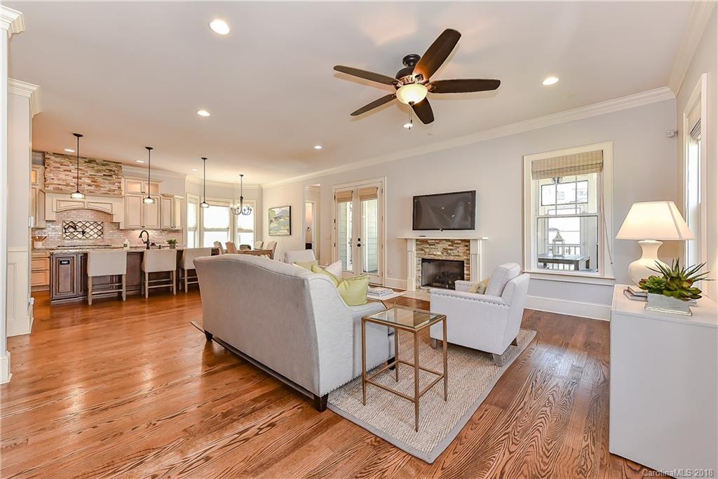 438 Iverson Way Charlotte NC 28203