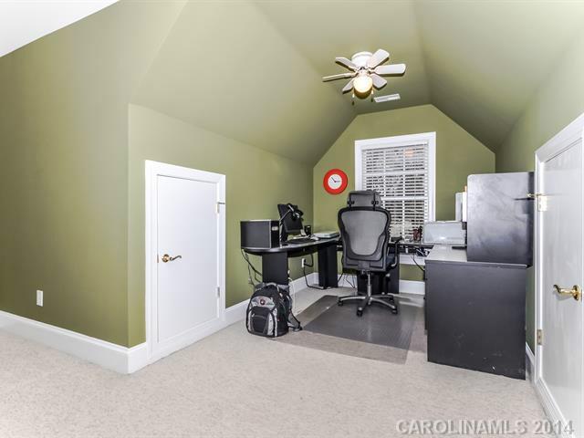 7002 Jardiniere Court Charlotte NC 28226