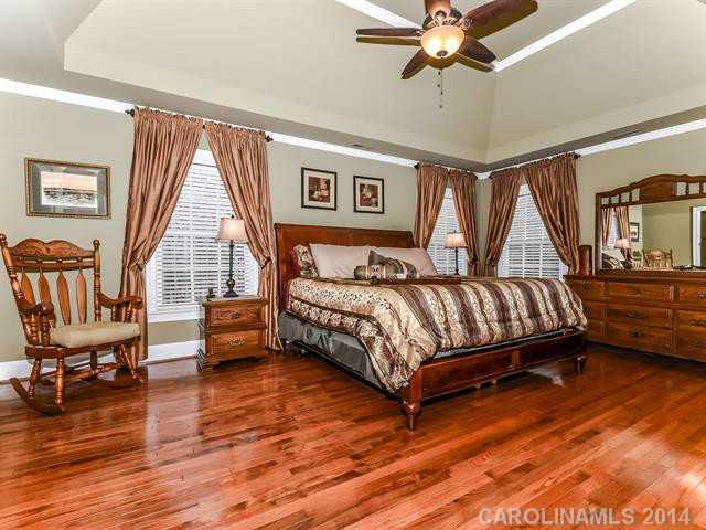 7002 Jardiniere Court Charlotte NC 28226