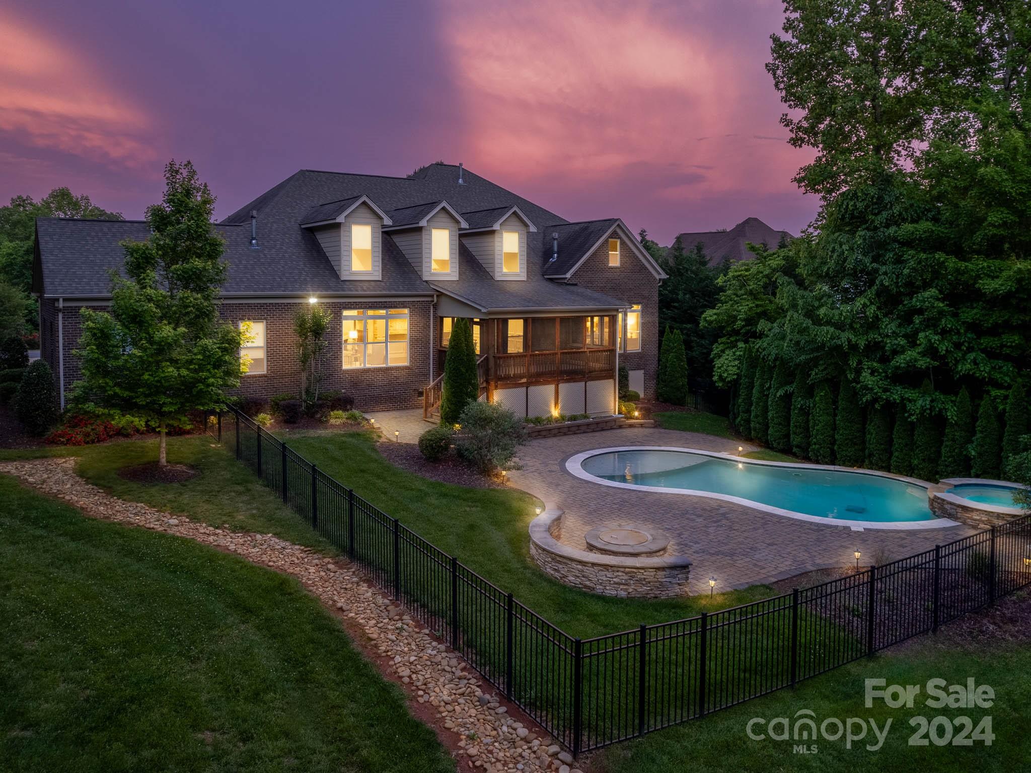 298 Walking Horse Trail Davidson NC 28036