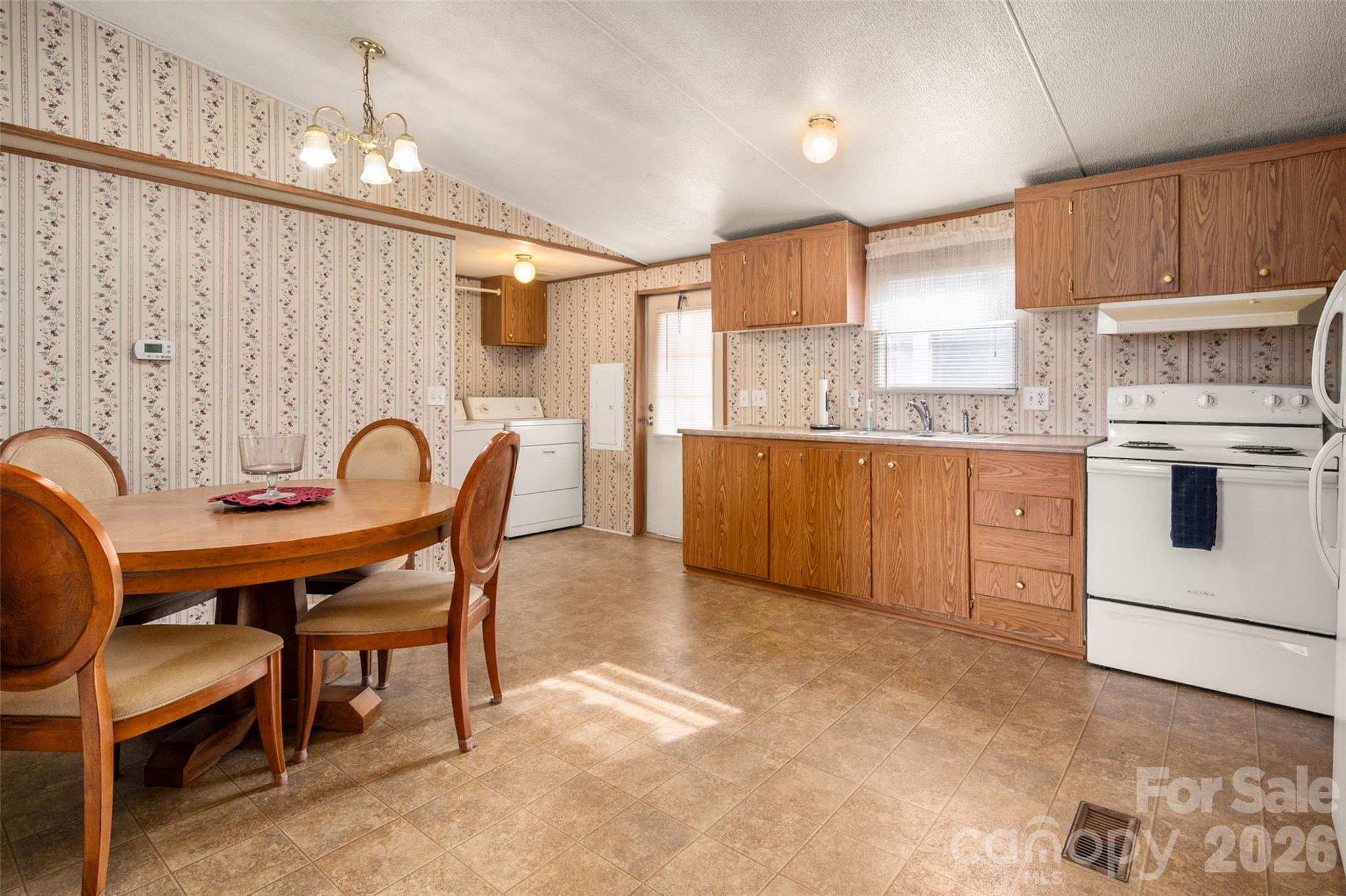 2748 Flat Creek Road Lancaster SC 29720