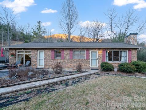 1280 Hamburg Road Bakersville NC 28705