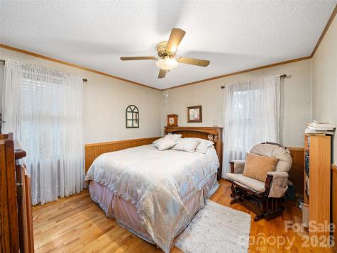 1280 Hamburg Road Bakersville NC 28705