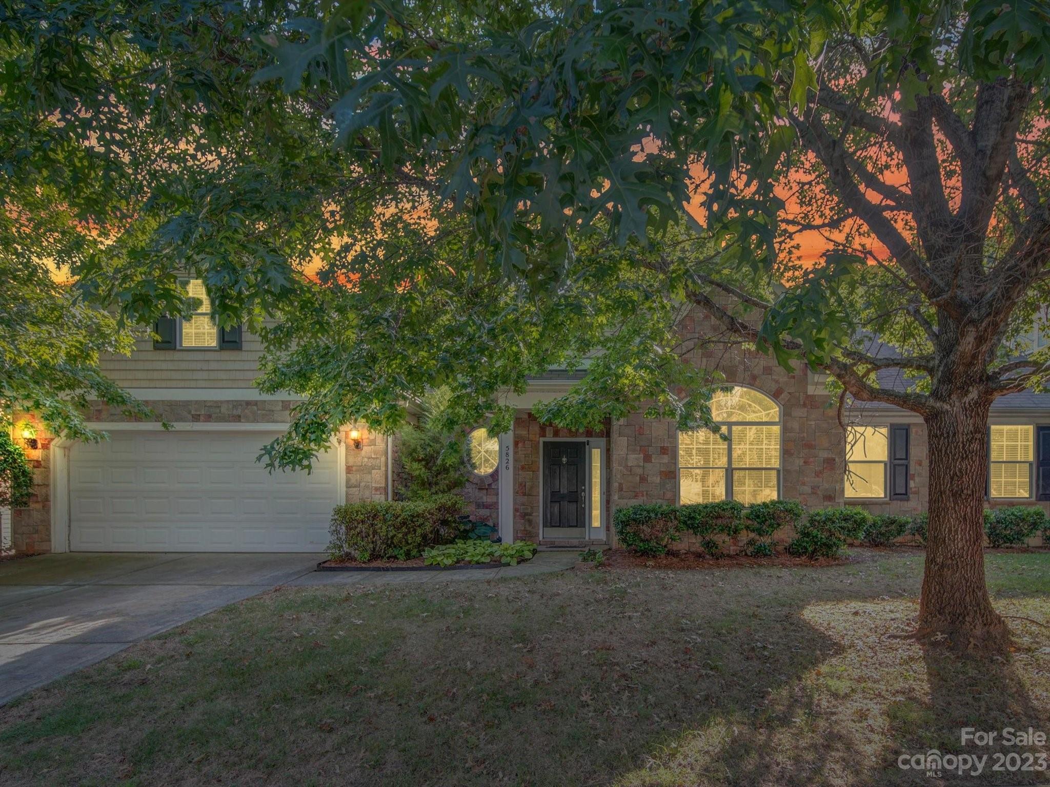 5826 Kirkwynd Commons Drive Charlotte NC 28278