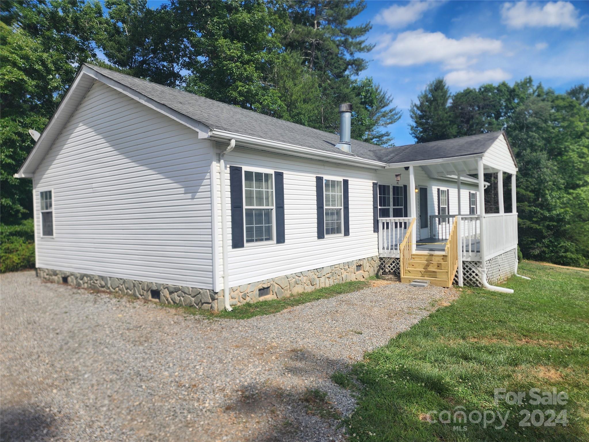 1184 Silverbrook Drive Morganton NC 28655