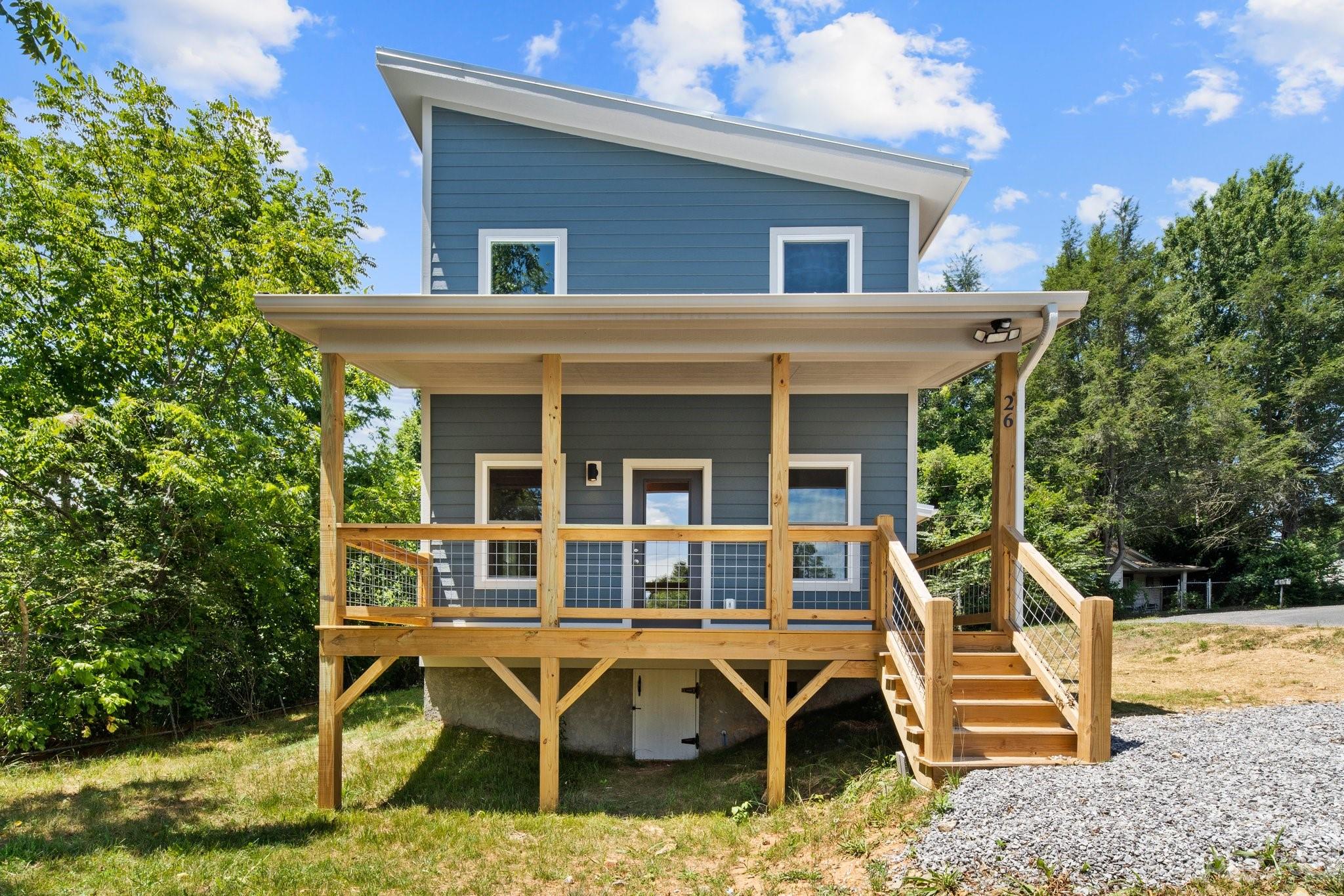 26 Hopedale Circle Asheville NC 28806