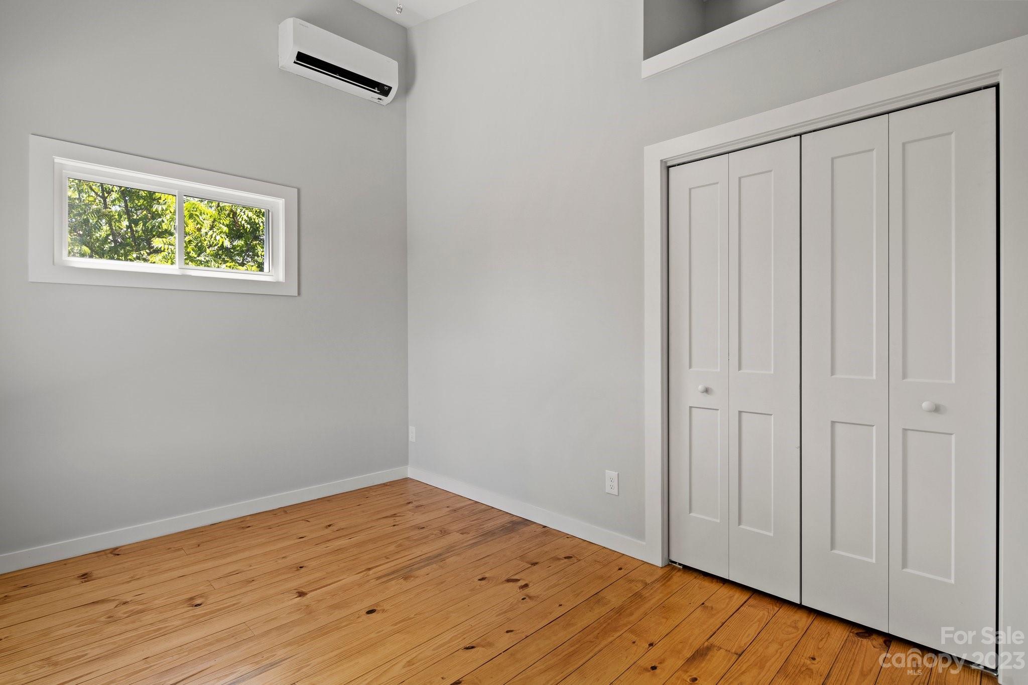 26 Hopedale Circle Asheville NC 28806