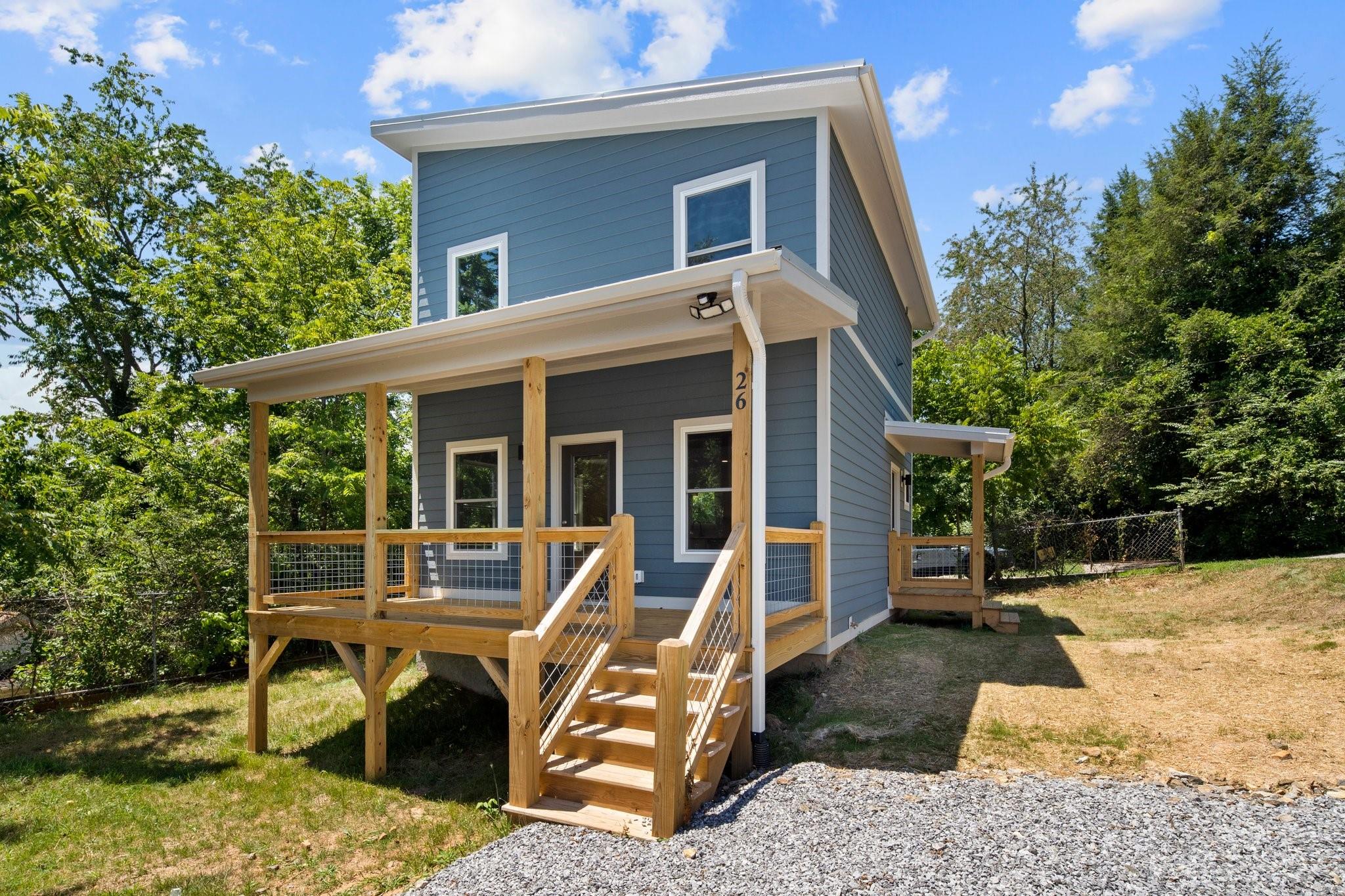26 Hopedale Circle Asheville NC 28806
