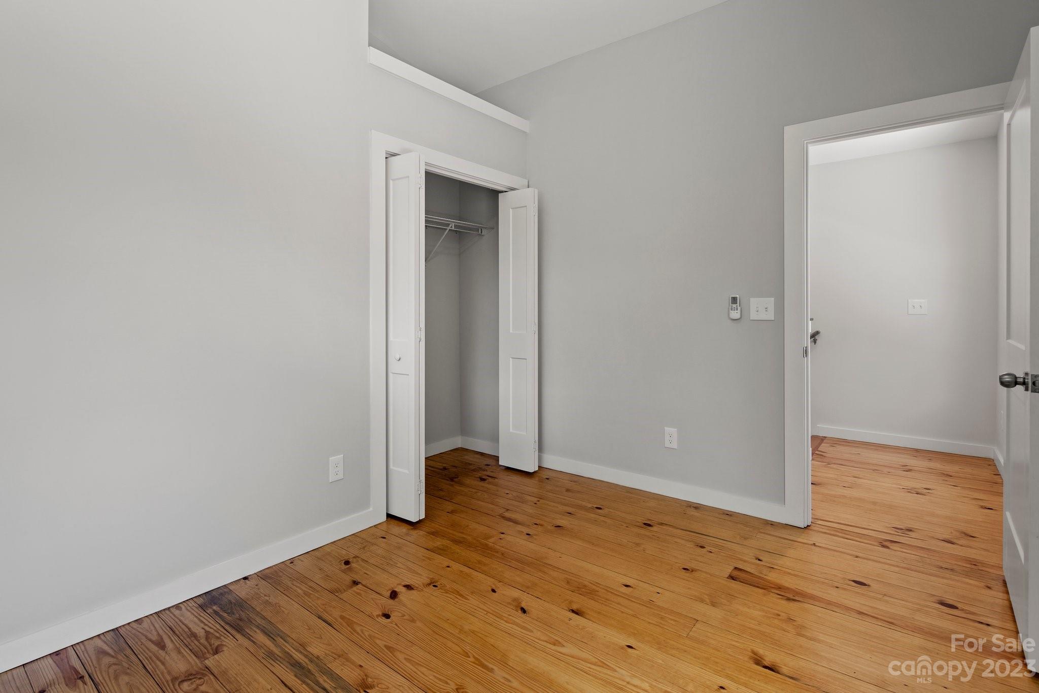 26 Hopedale Circle Asheville NC 28806