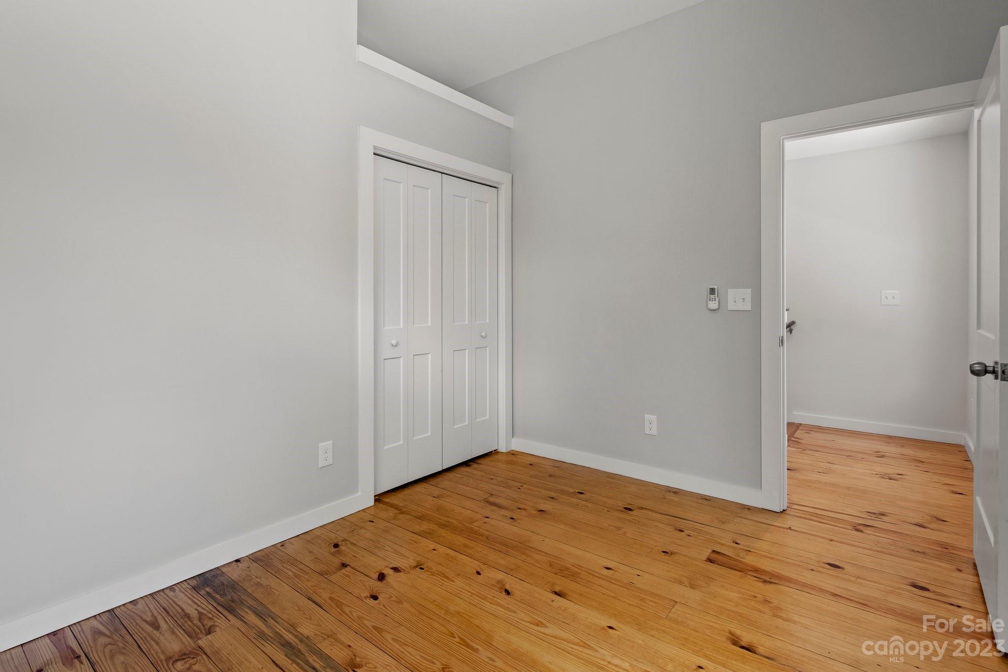 26 Hopedale Circle Asheville NC 28806
