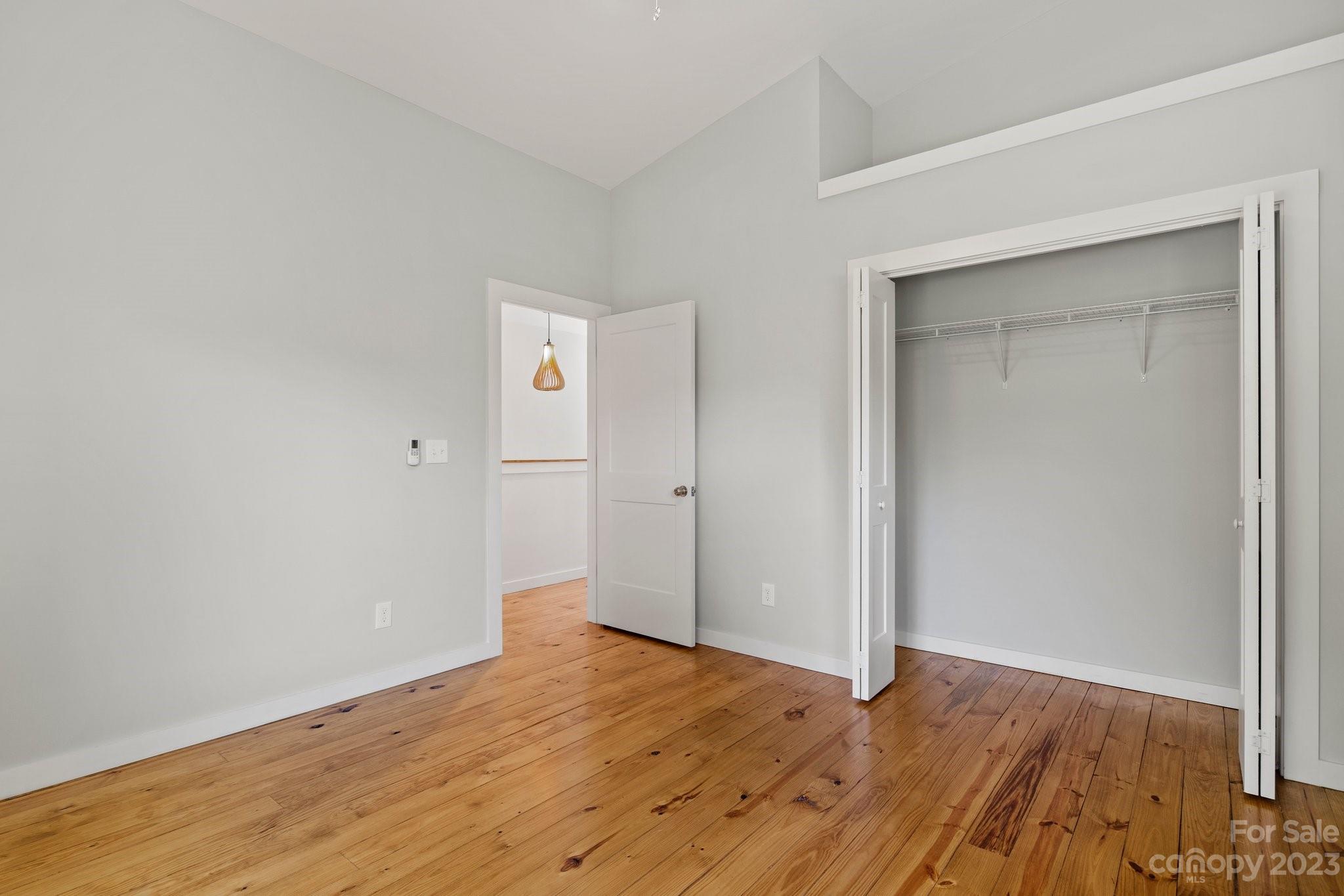 26 Hopedale Circle Asheville NC 28806