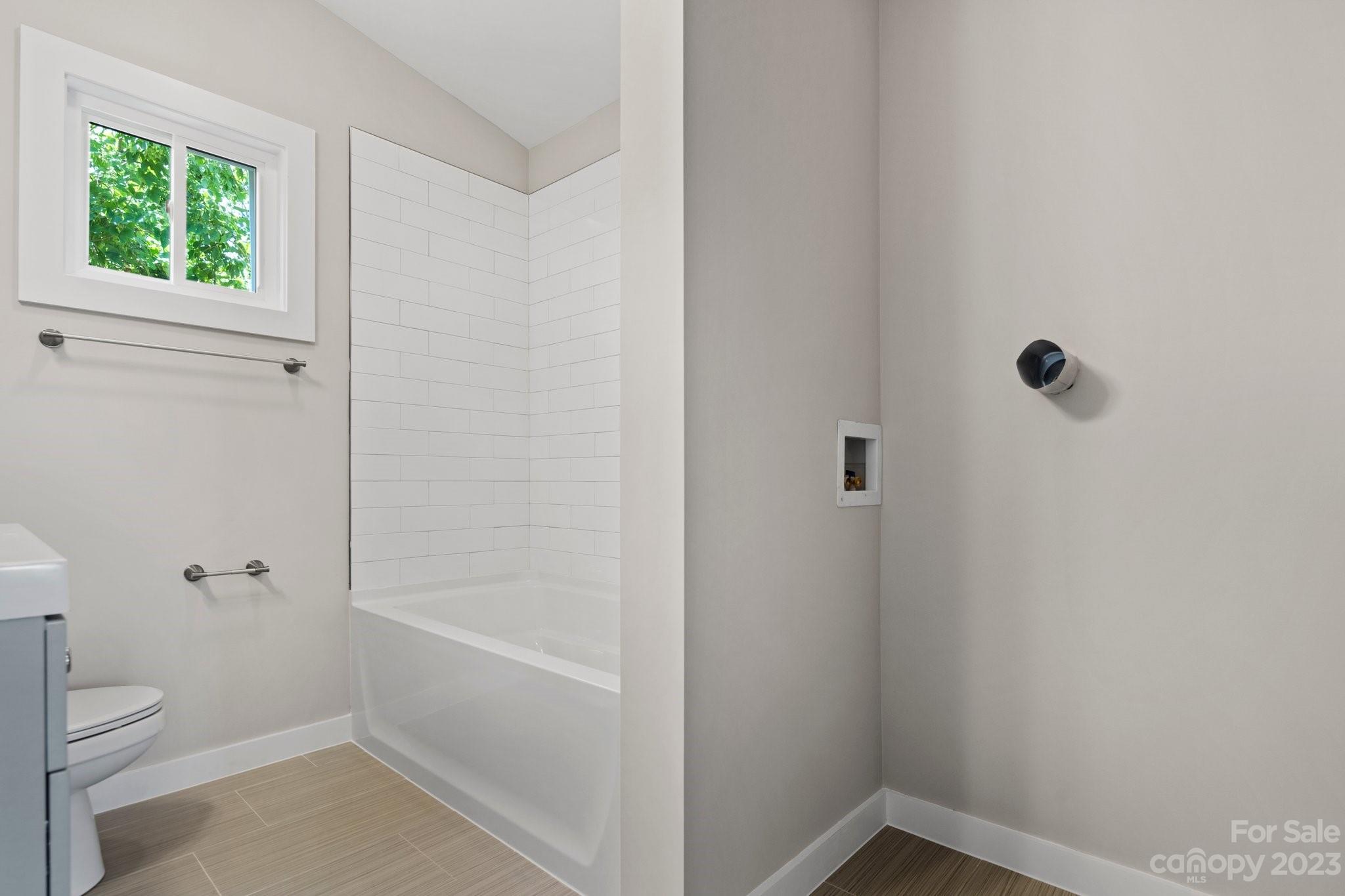 26 Hopedale Circle Asheville NC 28806