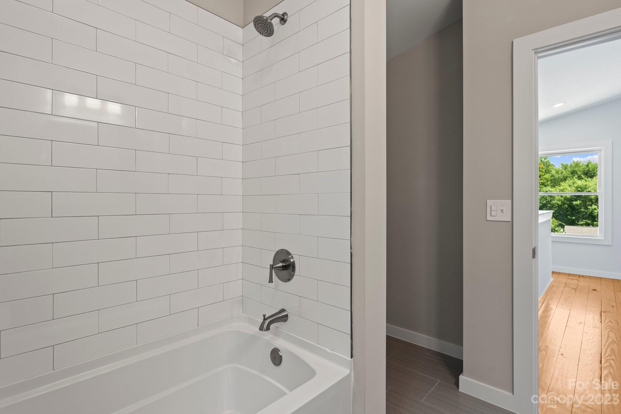 26 Hopedale Circle Asheville NC 28806