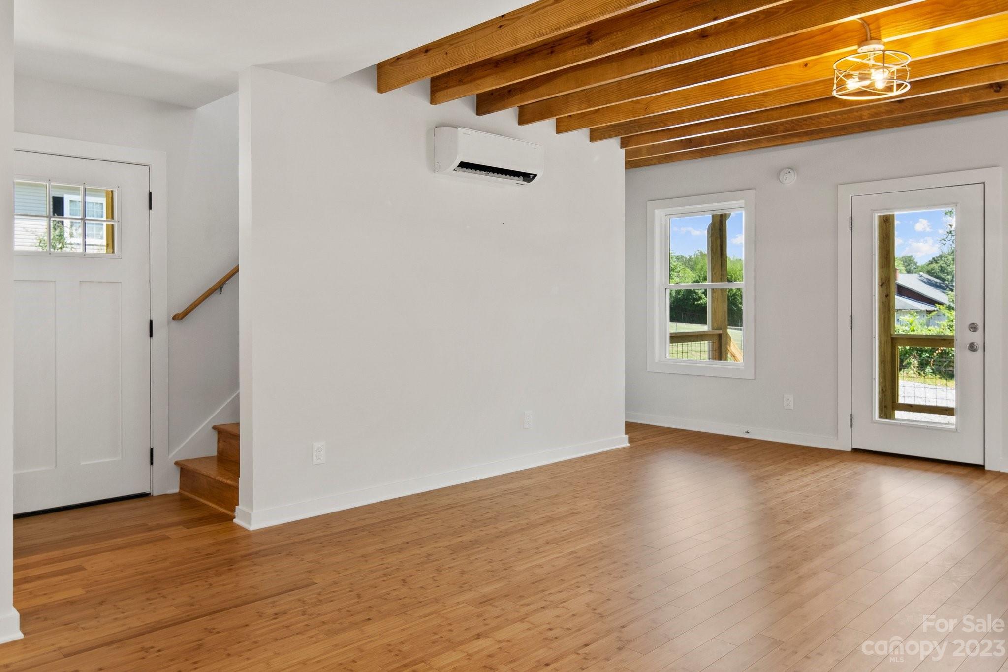 26 Hopedale Circle Asheville NC 28806