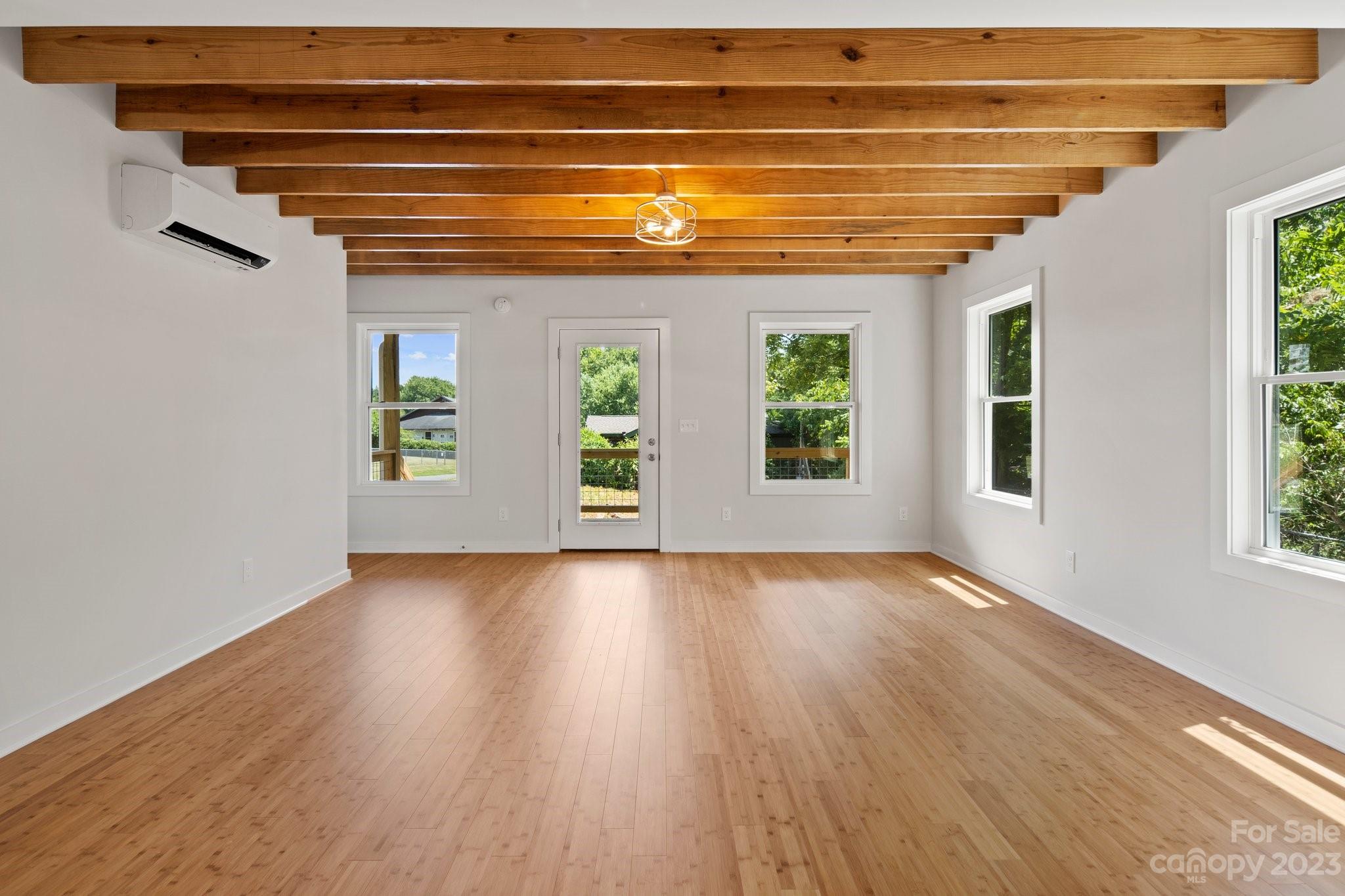 26 Hopedale Circle Asheville NC 28806