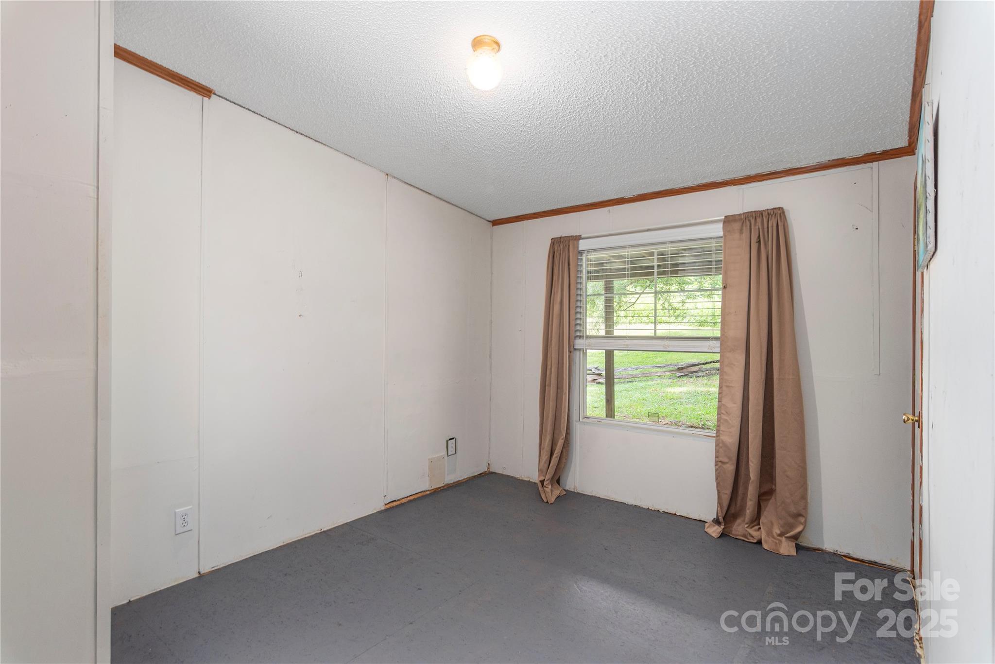 495 Courtney Lane Canton NC 28716