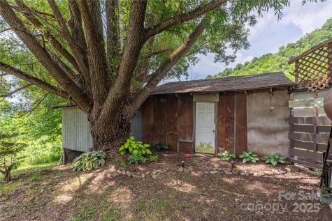 495 Courtney Lane Canton NC 28716