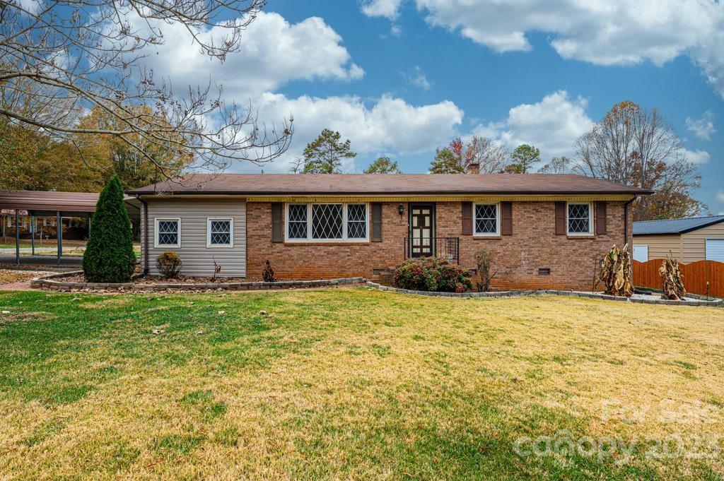 2411 Hillside Drive Newton NC 28658