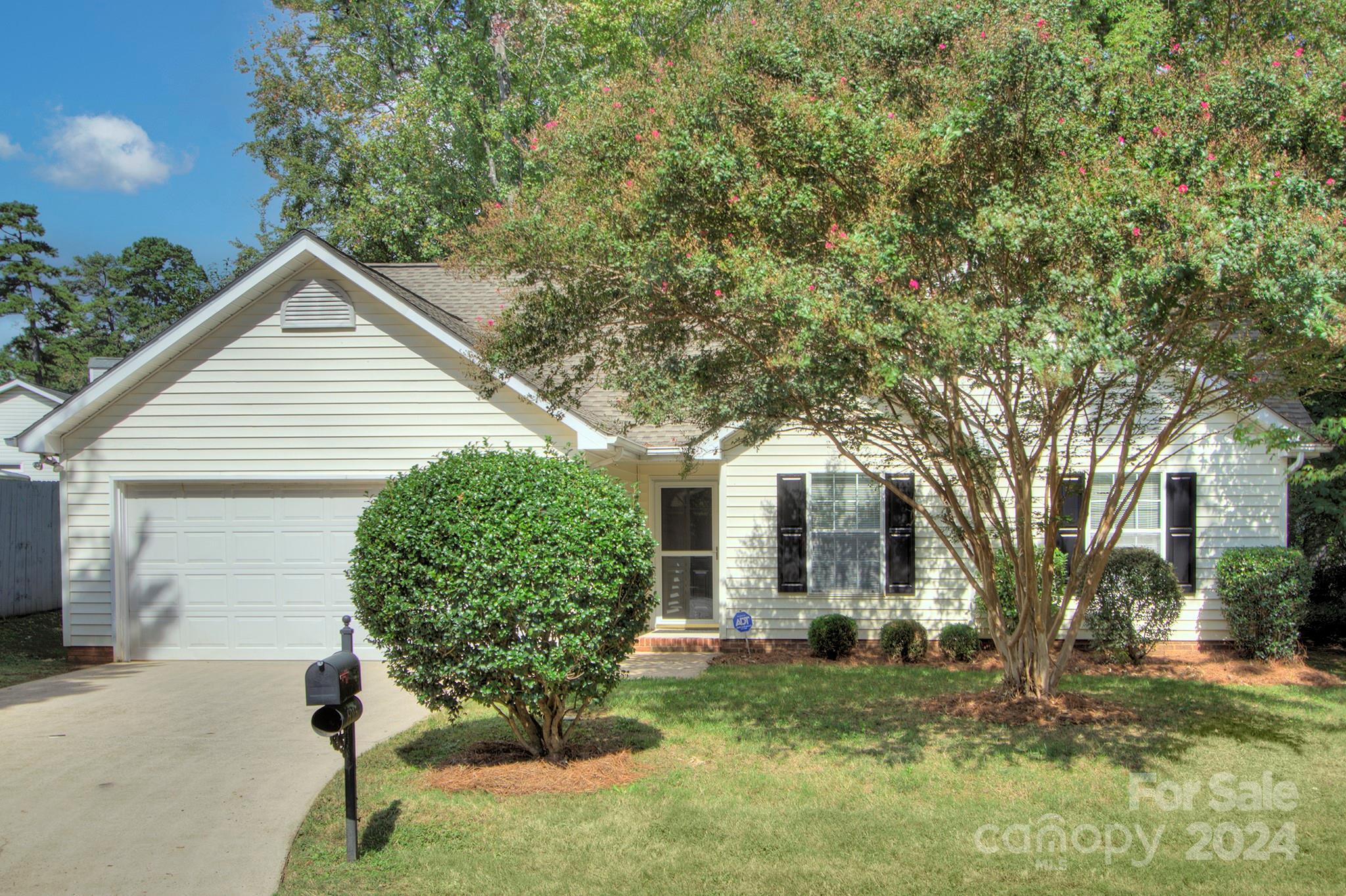 6015 Ridge Point Court Charlotte NC 28212