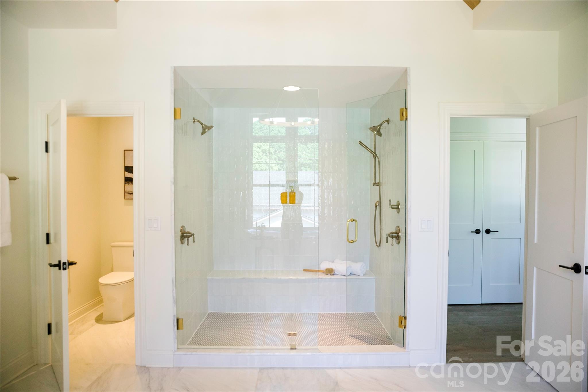 1118 Kingscross Drive Charlotte NC 28211