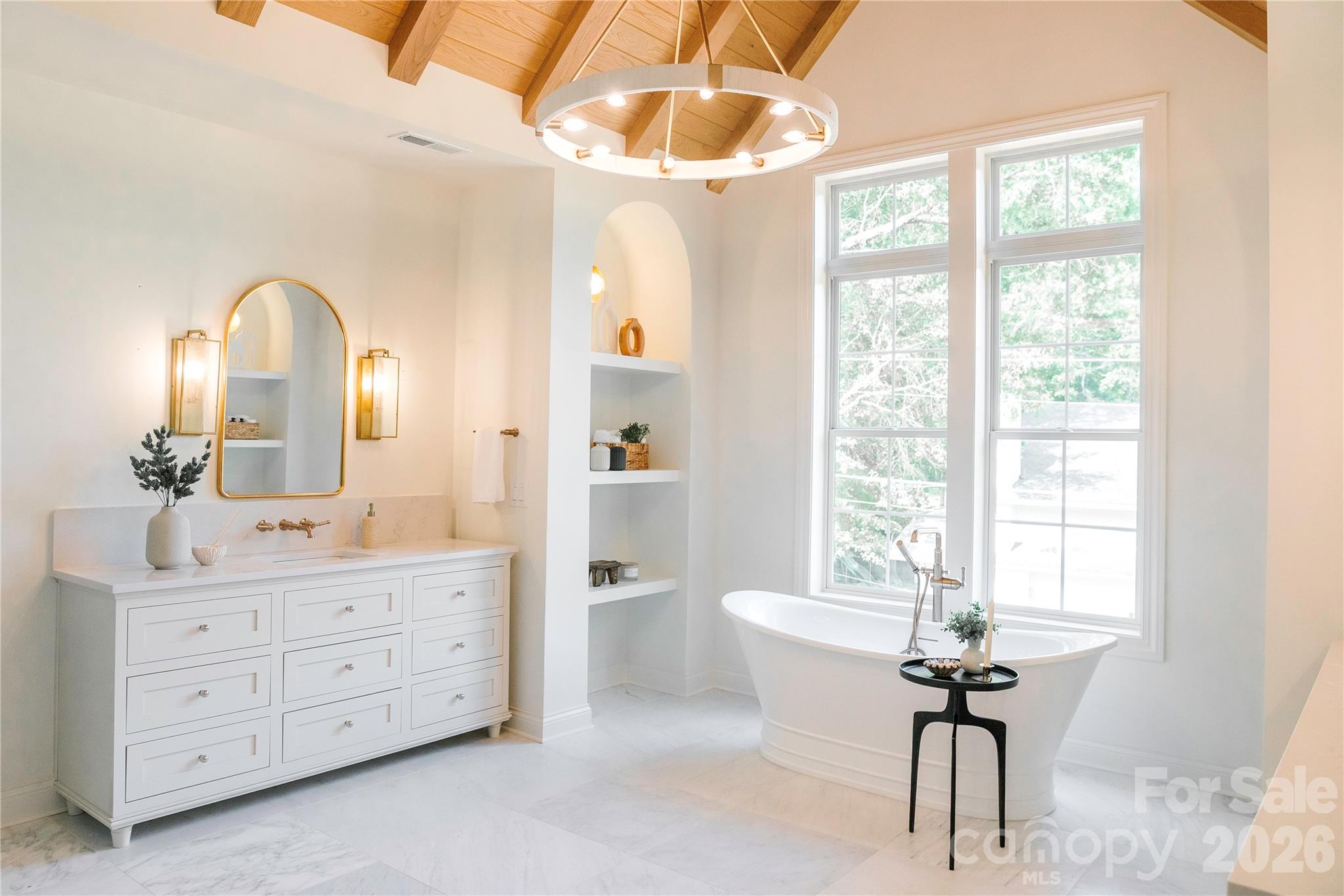1118 Kingscross Drive Charlotte NC 28211