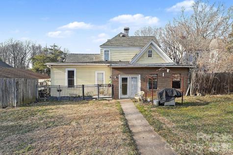 115 N Salisbury Avenue Spencer NC 28159